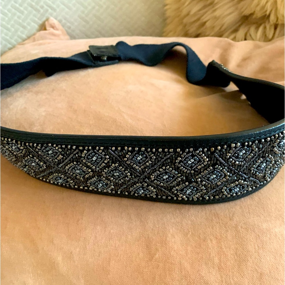 Stunning leather beaded belt from Anthropologie 🌺